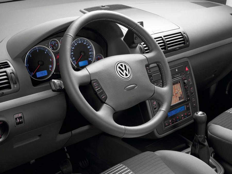  Volkswagen Sharan United 2007 года  (фото 2 из 4)